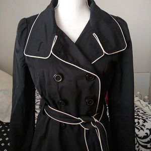 🚫SOLD🚫Guess belted Coat (vintage)